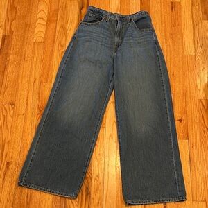 Levi’s Cinch Baggy Denim Jeans size 27, 31 length, excellent condition